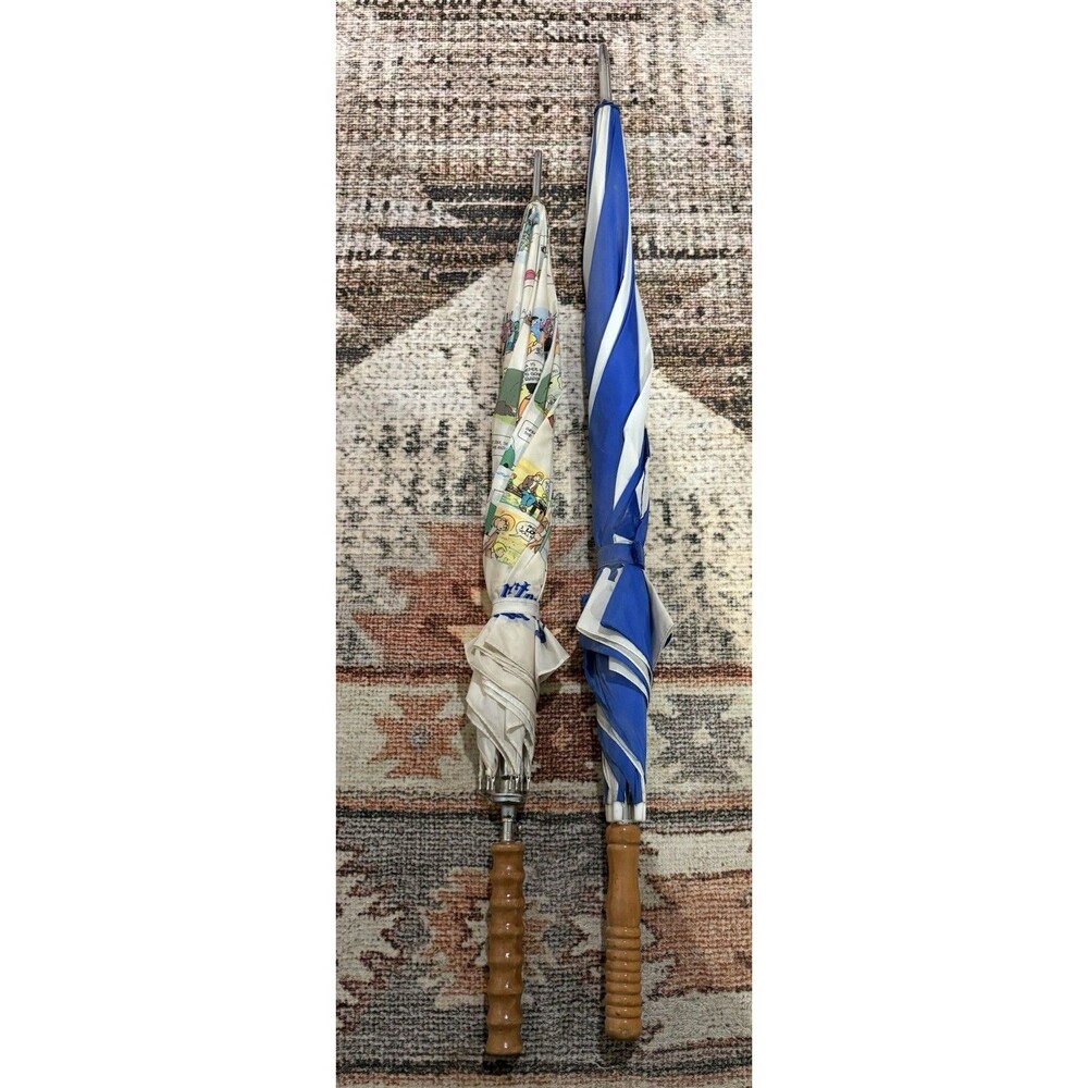 2 Vintage Umbrellas Newspaper Umbrella Cartoon Comic Strip Print Wood Handle - Picture 3 of 9